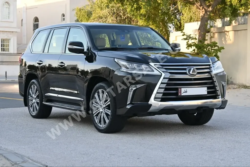 Lexus  LX  570  2017  Automatic  105,000 Km  8 Cylinder  Four Wheel Drive (4WD)  SUV  Black