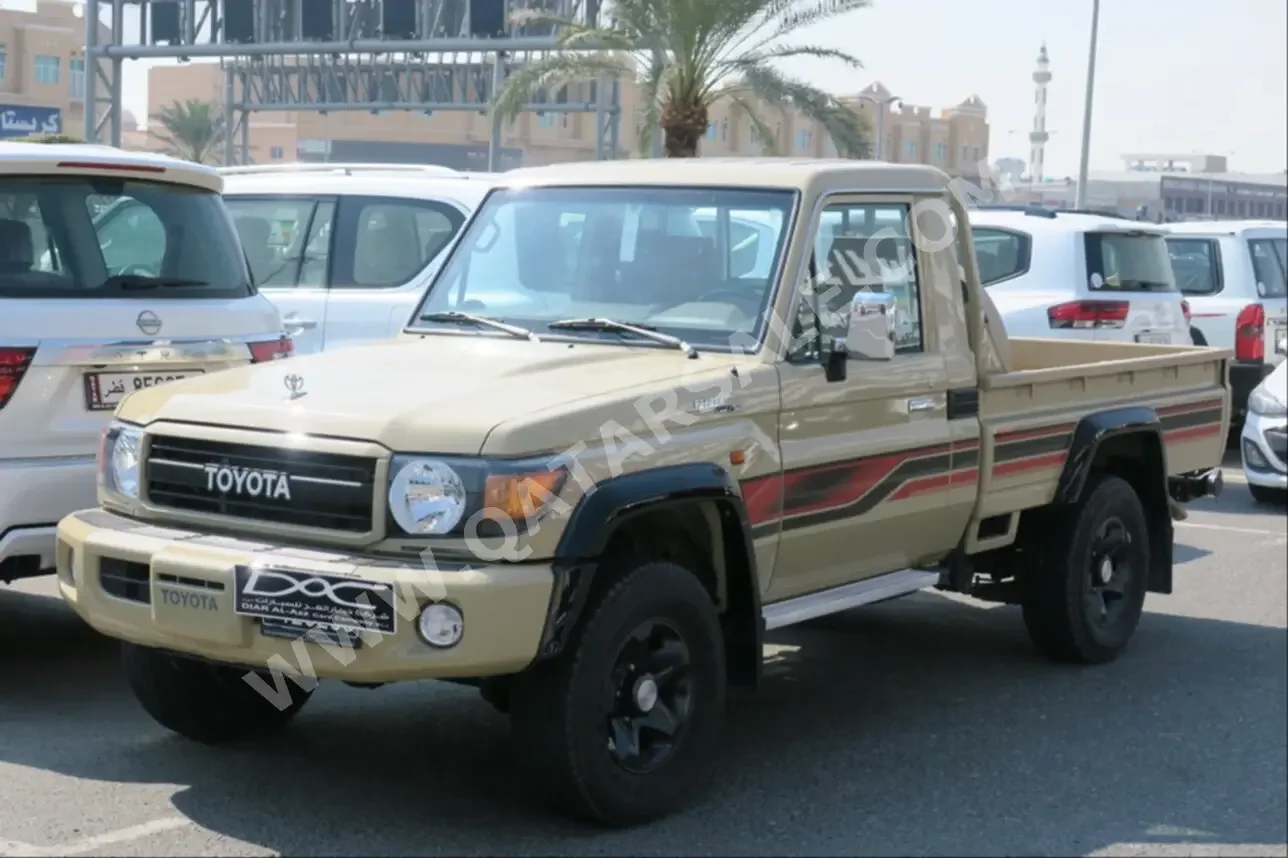 Toyota  Land Cruiser  LX  2023  Manual  5,000 Km  6 Cylinder  Four Wheel Drive (4WD)  Pick Up  Beige  With Warranty