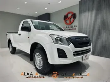 Isuzu  D-Max  2022  Manual  0 Km  4 Cylinder  Four Wheel Drive (4WD)  Pick Up  White