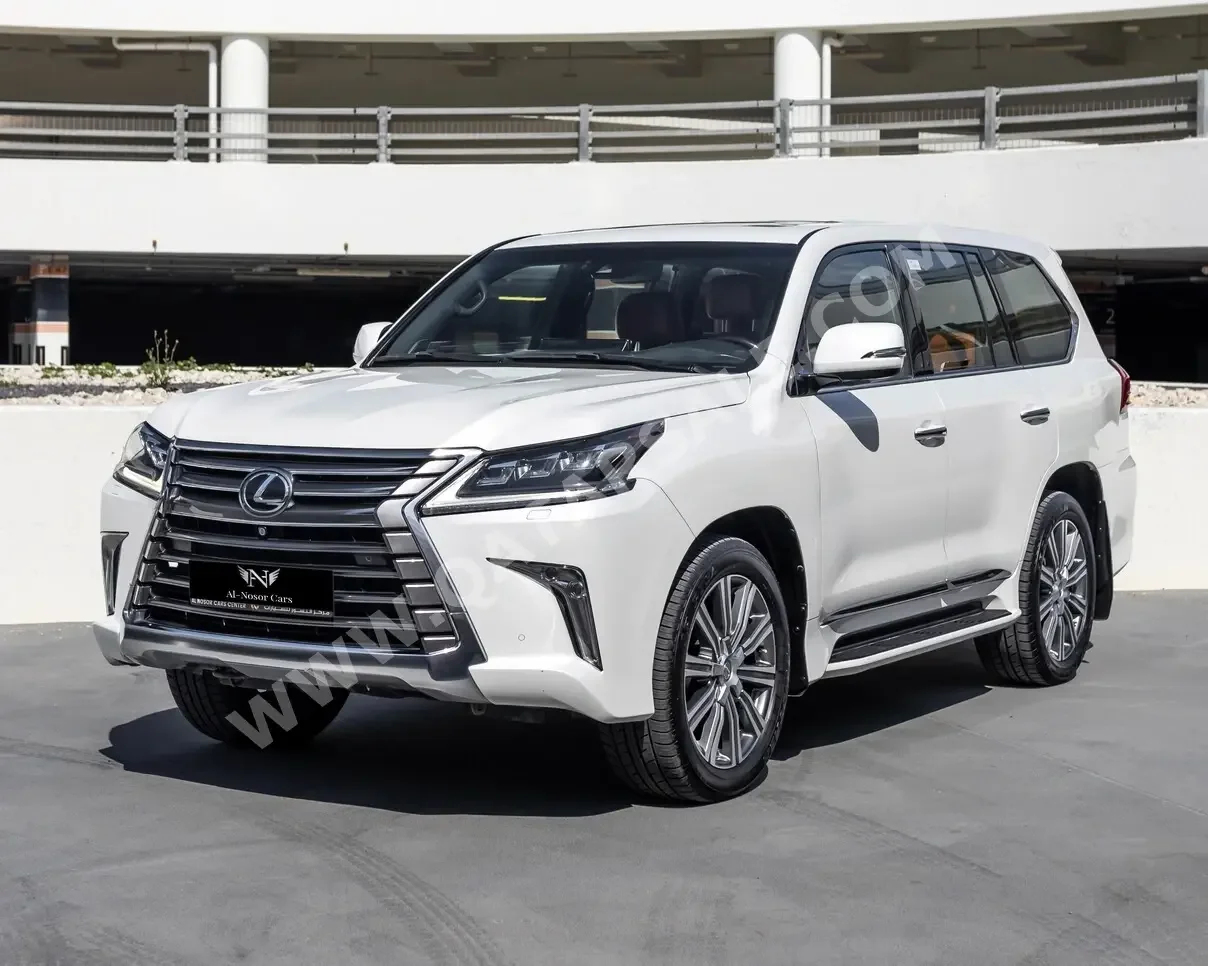 Lexus  LX  570  2016  Automatic  25,000 Km  8 Cylinder  Four Wheel Drive (4WD)  SUV  White