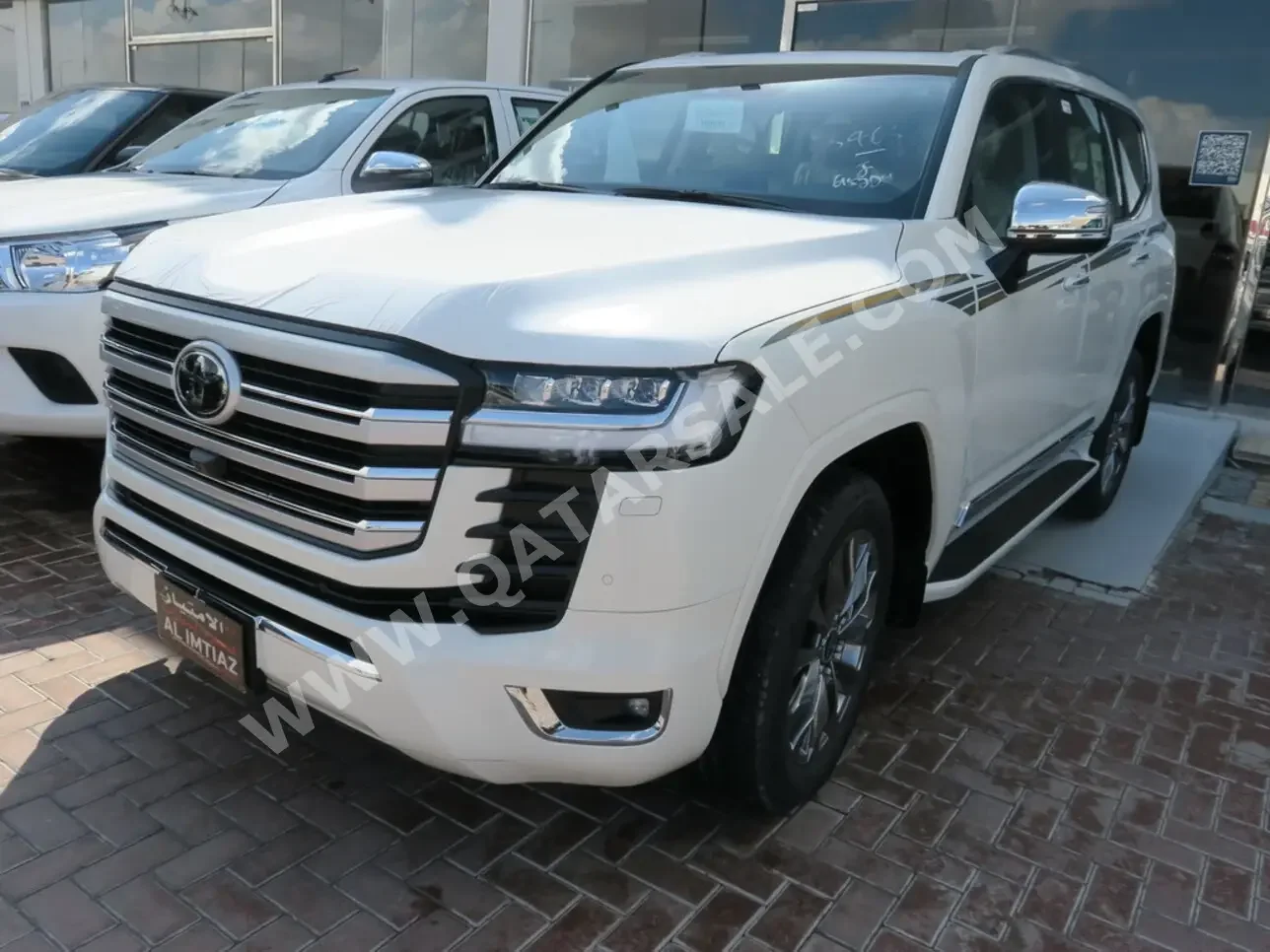 Toyota  Land Cruiser  VX Twin Turbo  2024  Automatic  0 Km  6 Cylinder  Four Wheel Drive (4WD)  SUV  White  With Warranty