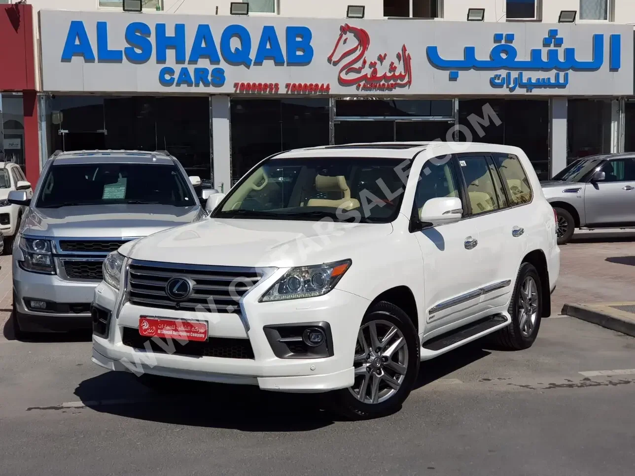 Lexus  LX  570  2013  Automatic  224,000 Km  8 Cylinder  Four Wheel Drive (4WD)  SUV  White