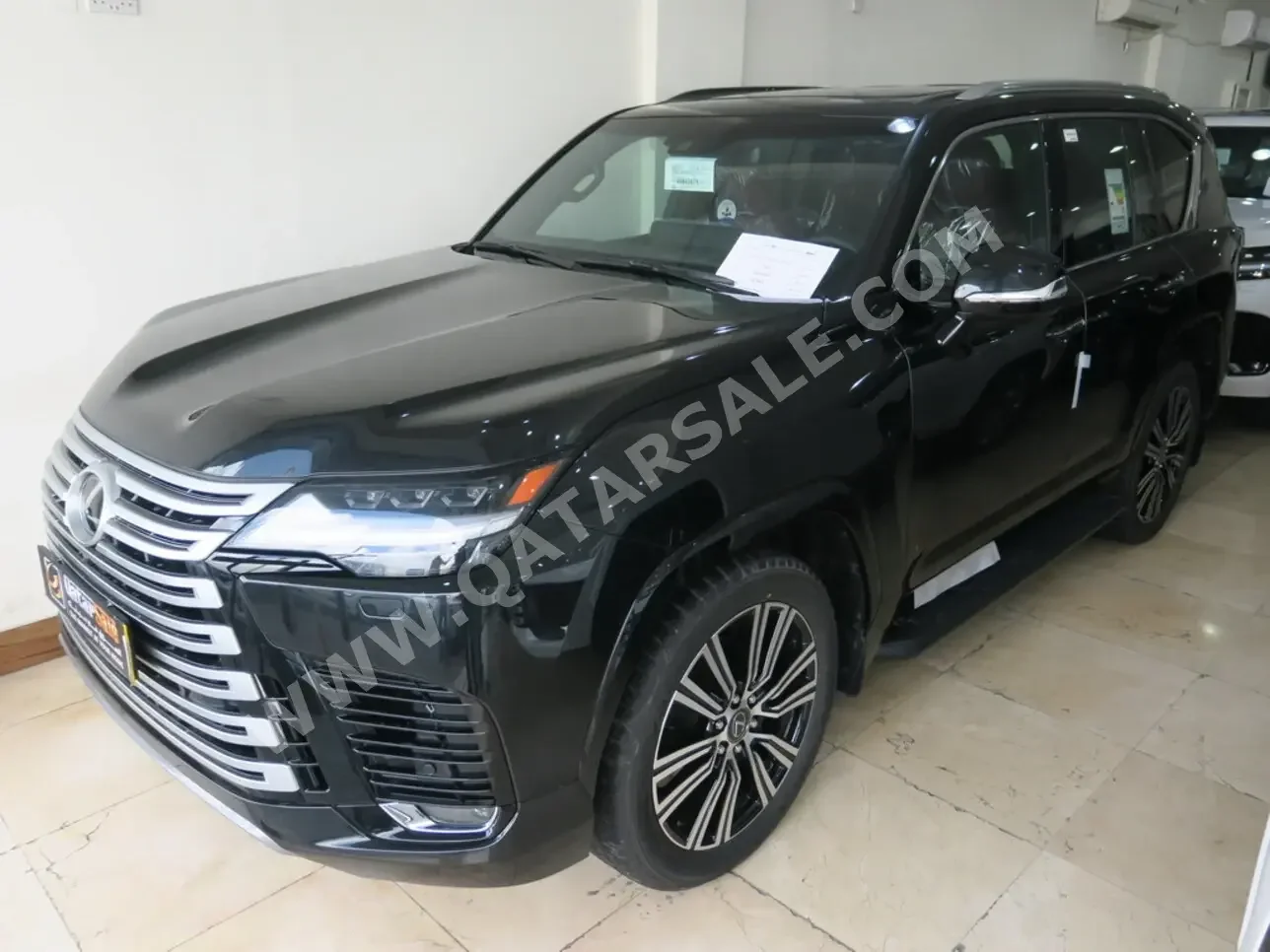  Lexus  LX  600 Luxury  2024  Automatic  0 Km  6 Cylinder  Four Wheel Drive (4WD)  SUV  Black  With Warranty