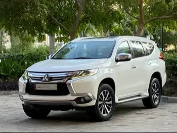 Mitsubishi  Pajero  Montero Sport  2017  Automatic  177,000 Km  6 Cylinder  Four Wheel Drive (4WD)  SUV  White