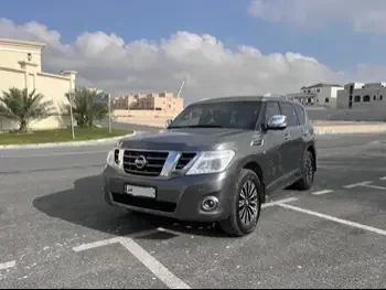 Nissan  Patrol  Platinum  2016  Automatic  188,000 Km  8 Cylinder  Four Wheel Drive (4WD)  SUV  Gray