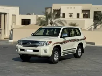 Toyota  Land Cruiser  GXR  2013  Automatic  395,000 Km  8 Cylinder  Four Wheel Drive (4WD)  SUV  White