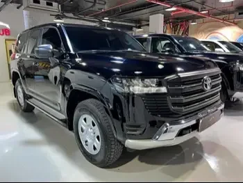 Toyota  Land Cruiser  GX  2023  Automatic  15,000 Km  6 Cylinder  Four Wheel Drive (4WD)  SUV  Black  With Warranty