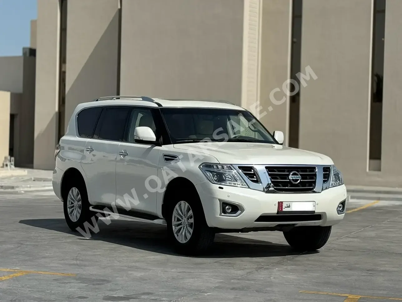 Nissan  Patrol  SE  2016  Automatic  170,000 Km  8 Cylinder  Four Wheel Drive (4WD)  SUV  White