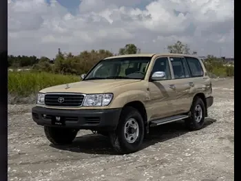 Toyota  Land Cruiser  GX  2002  Automatic  575,000 Km  6 Cylinder  Four Wheel Drive (4WD)  SUV  Beige