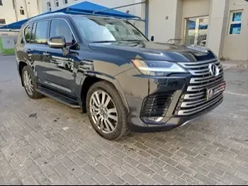 Lexus  LX  600 VIP  2023  Automatic  4,000 Km  6 Cylinder  Four Wheel Drive (4WD)  SUV  Black  With Warranty