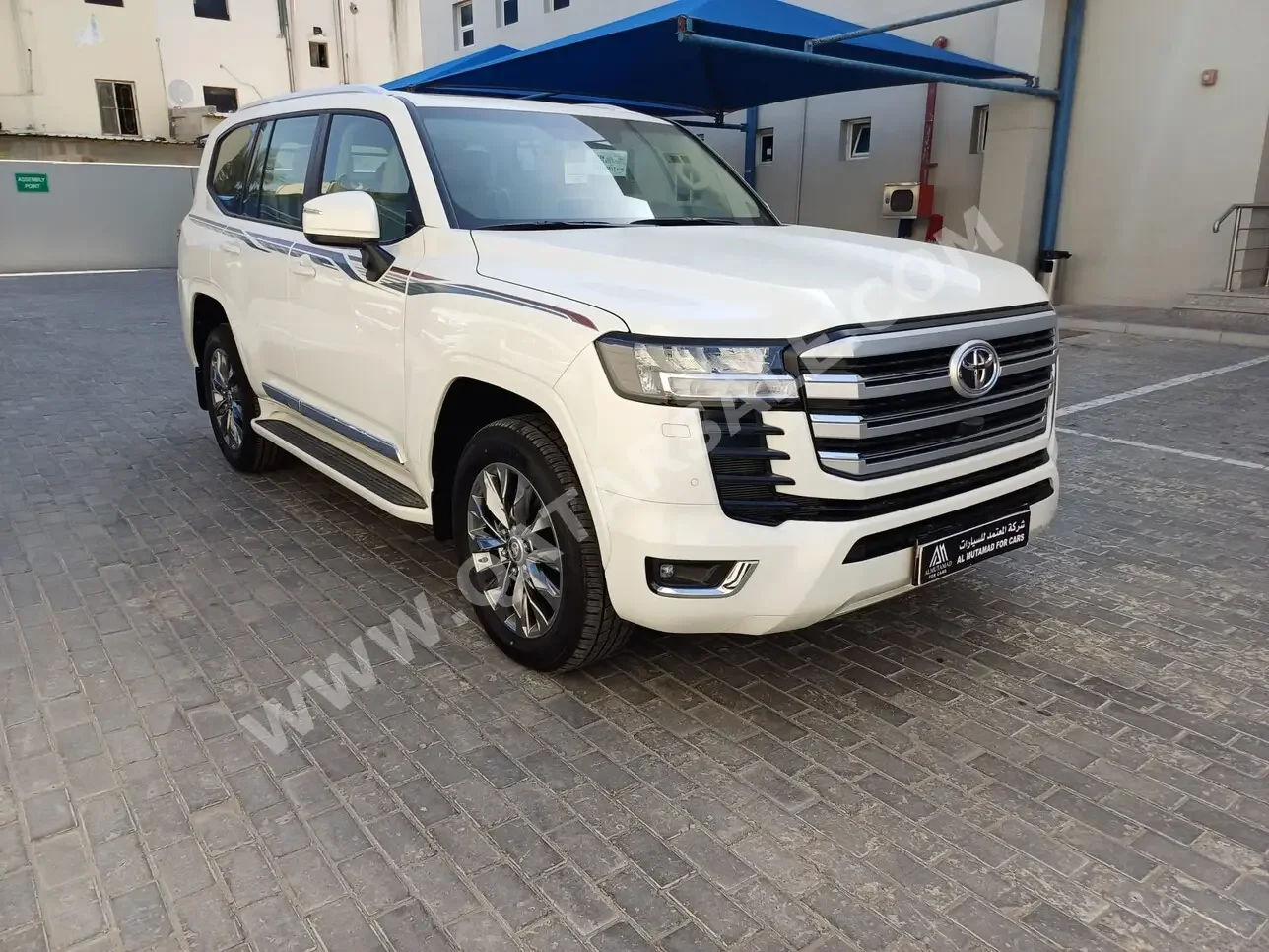 Toyota  Land Cruiser  GXR Twin Turbo  2024  Automatic  0 Km  6 Cylinder  Four Wheel Drive (4WD)  SUV  White  With Warranty