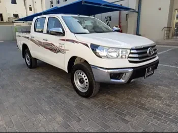 Toyota  Hilux  2024  Manual  0 Km  4 Cylinder  Four Wheel Drive (4WD)  Pick Up  White  With Warranty