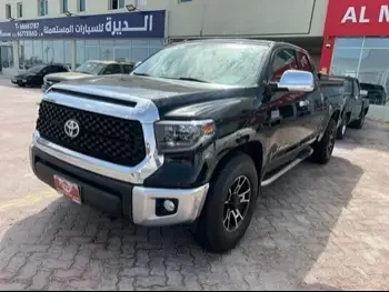 Toyota  Tundra  SR5  2016  Automatic  152,000 Km  8 Cylinder  Four Wheel Drive (4WD)  SUV  Black