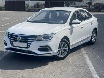 ام جي  ام جي 5  2026  اوتوماتيك  0 كم  4 سلندر  سحب امامي  سيدان  أبيض  تحت الضمان