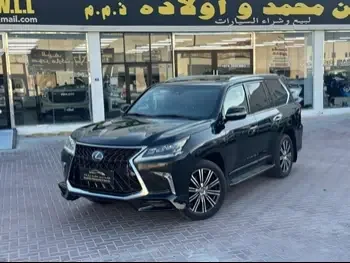 Lexus  LX  570  2016  Automatic  155,000 Km  8 Cylinder  Four Wheel Drive (4WD)  SUV  Black