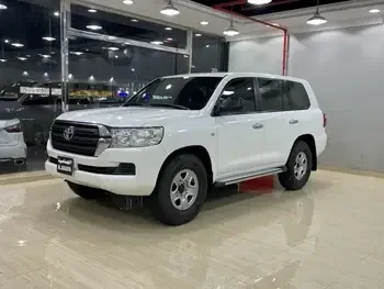 Toyota  Land Cruiser  GX  2021  Automatic  93,000 Km  6 Cylinder  Four Wheel Drive (4WD)  SUV  White