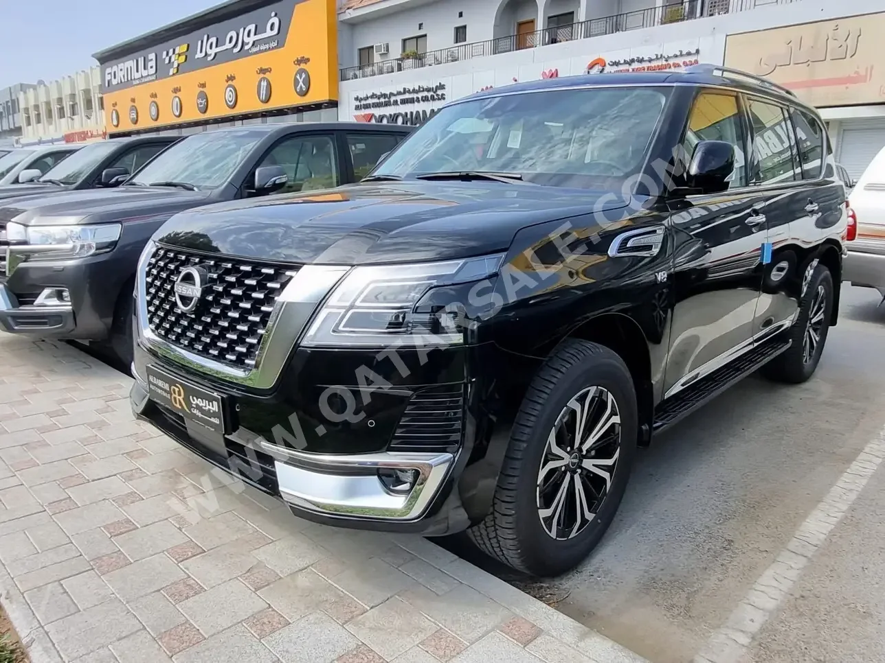 Nissan  Patrol  Titanium  2024  Automatic  0 Km  8 Cylinder  Four Wheel Drive (4WD)  SUV  Black  With Warranty