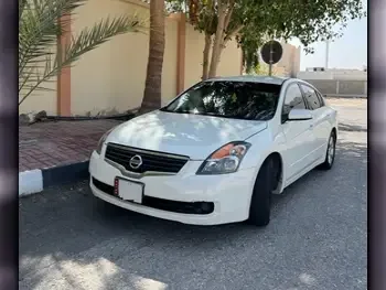 Nissan  Altima  2008  Automatic  157,500 Km  4 Cylinder  Sedan  White