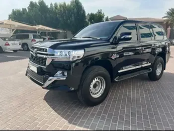 Toyota  Land Cruiser  VXR  2021  Automatic  53,357 Km  8 Cylinder  Four Wheel Drive (4WD)  SUV  Black  With Warranty