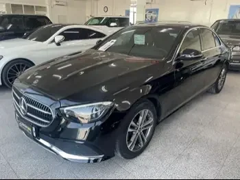 Mercedes-Benz  E-Class  200  2022  Automatic  8,000 Km  4 Cylinder  Rear Wheel Drive (RWD)  Sedan  Black  With Warranty