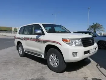 Toyota  Land Cruiser  GXR  2012  Automatic  24,000 Km  8 Cylinder  Four Wheel Drive (4WD)  SUV  Pearl