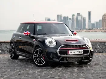 Mini  Cooper  JCW  2018  Automatic  50,000 Km  4 Cylinder  Front Wheel Drive (FWD)  Hatchback  Black