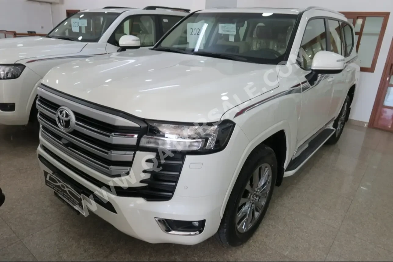 Toyota  Land Cruiser  GXR Twin Turbo  2024  Automatic  0 Km  6 Cylinder  Four Wheel Drive (4WD)  SUV  White  With Warranty