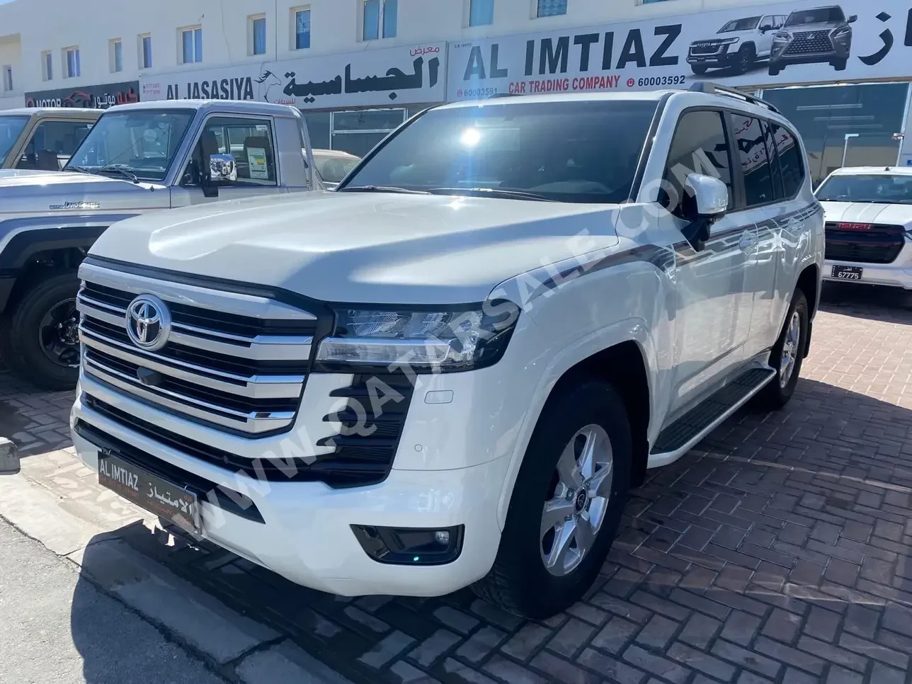 Toyota  Land Cruiser  GXR Twin Turbo  2023  Automatic  5,000 Km  6 Cylinder  Four Wheel Drive (4WD)  SUV  White  With Warranty