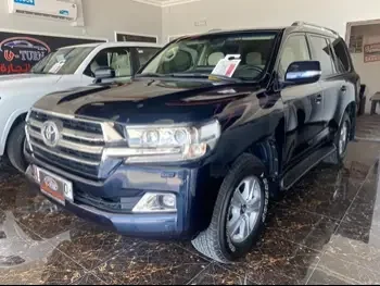 Toyota  Land Cruiser  GXR  2018  Automatic  155,000 Km  6 Cylinder  Four Wheel Drive (4WD)  SUV  Blue