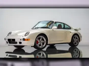 بورش  911  كاريرا اس  1997  اوتوماتيك  115,000 كم  6 سلندر  دفع خلفي  كوبيه \ سبورت  أبيض