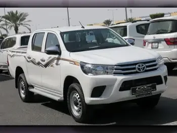 Toyota  Hilux  2024  Automatic  0 Km  4 Cylinder  Four Wheel Drive (4WD)  Pick Up  White  With Warranty