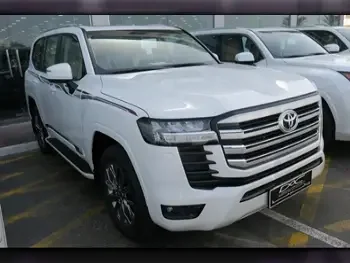 Toyota  Land Cruiser  GXR Twin Turbo  2024  Automatic  0 Km  6 Cylinder  Four Wheel Drive (4WD)  SUV  White  With Warranty