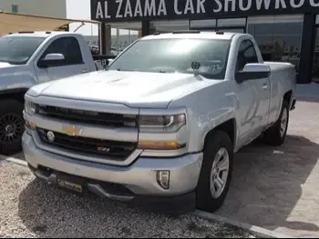 Chevrolet  Silverado  2016  Automatic  198,000 Km  8 Cylinder  Four Wheel Drive (4WD)  Pick Up  Silver