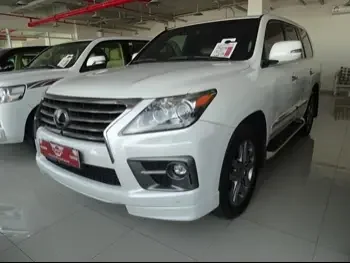 Lexus  LX  570  2015  Automatic  72,000 Km  8 Cylinder  Four Wheel Drive (4WD)  SUV  White