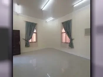 Labour Camp Family Residential  - Not Furnished  - Umm Salal  - Al Kharaitiyat  - 5 Bedrooms