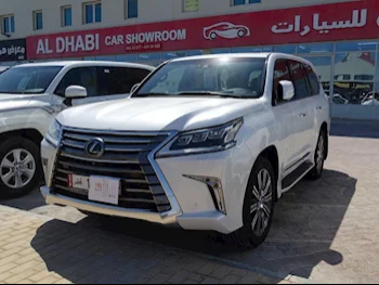 Lexus  LX  570  2016  Automatic  147,000 Km  8 Cylinder  Four Wheel Drive (4WD)  SUV  White