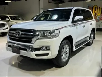 Toyota  Land Cruiser  GXR  2020  Automatic  189,000 Km  8 Cylinder  Four Wheel Drive (4WD)  SUV  White