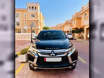 Mitsubishi  Pajero  Montero Sport  2016  Automatic  87,000 Km  6 Cylinder  Four Wheel Drive (4WD)  SUV  Black