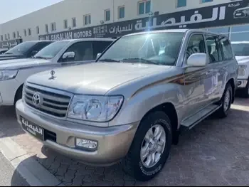 Toyota  Land Cruiser  GX  2007  Automatic  140,000 Km  6 Cylinder  Four Wheel Drive (4WD)  SUV  Beige