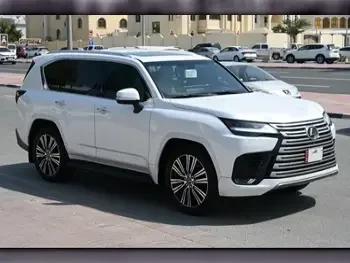 Lexus  LX  600 Luxury  2022  Automatic  42,000 Km  6 Cylinder  Four Wheel Drive (4WD)  SUV  White  With Warranty