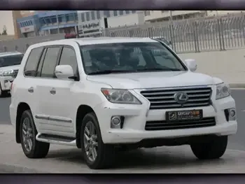 Lexus  LX  570  2012  Automatic  176,000 Km  8 Cylinder  Four Wheel Drive (4WD)  SUV  White