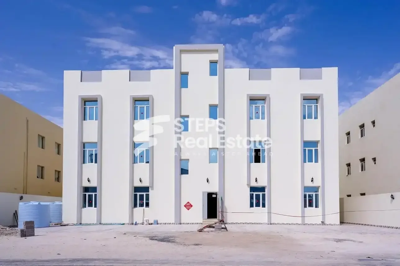 Buildings, Towers & Compounds - Commercial  - Al Wakrah  - Barkit Al Awamer