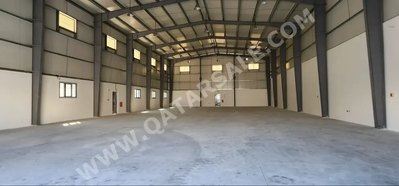 Buildings, Towers & Compounds - Al Wakrah  - Barkit Al Awamer  -Area Size: 1500 Square Meter