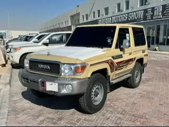 Toyota  Land Cruiser  Hard Top  2016  Manual  100,000 Km  6 Cylinder  Four Wheel Drive (4WD)  SUV  Beige