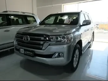 Toyota  Land Cruiser  GXR  2021  Automatic  0 Km  6 Cylinder  Four Wheel Drive (4WD)  SUV  Silver  With Warranty