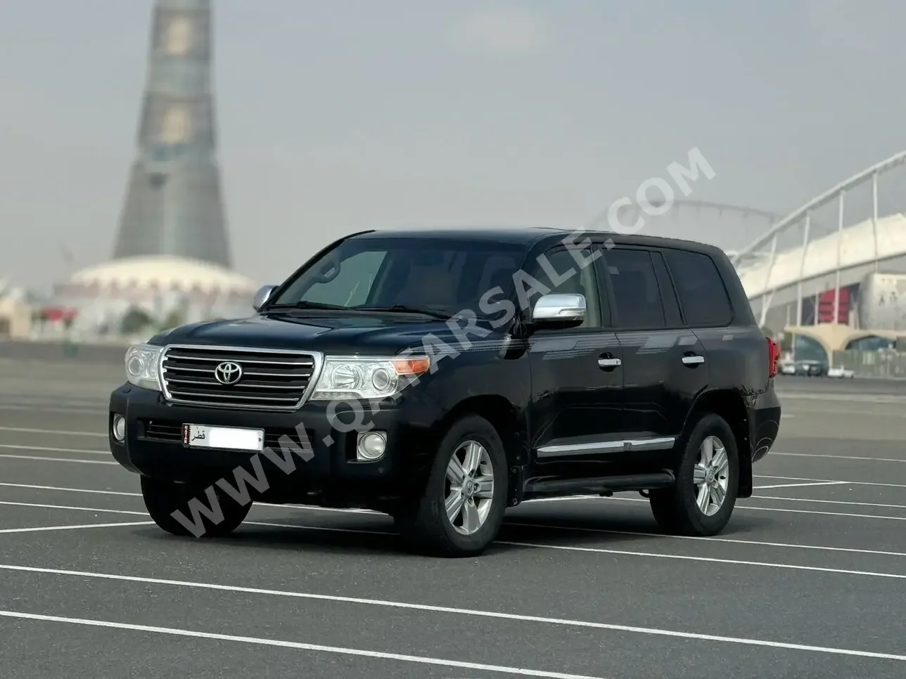 Toyota  Land Cruiser  GXR  2014  Automatic  268,000 Km  8 Cylinder  Four Wheel Drive (4WD)  SUV  Black