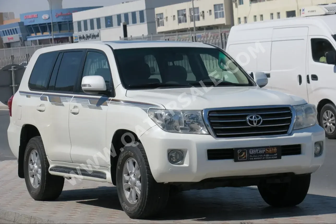 Toyota  Land Cruiser  GX  2014  Automatic  230,000 Km  6 Cylinder  Four Wheel Drive (4WD)  SUV  Pearl