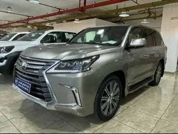 Lexus  LX  570  2016  Automatic  140,000 Km  8 Cylinder  Four Wheel Drive (4WD)  SUV  Sonic Titanium