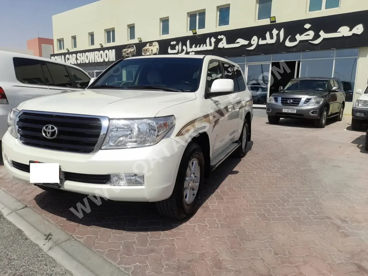 Toyota  Land Cruiser  GX  2010  Automatic  54,000 Km  6 Cylinder  Four Wheel Drive (4WD)  SUV  White