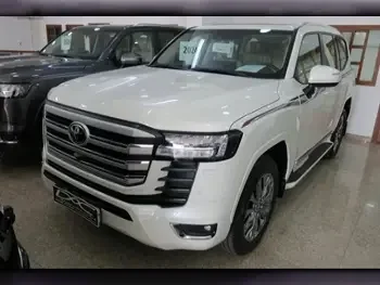 Toyota  Land Cruiser  GXR Twin Turbo  2024  Automatic  0 Km  6 Cylinder  Four Wheel Drive (4WD)  SUV  White  With Warranty